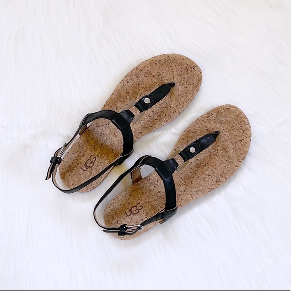 UGG Aleigh Black Leather Thong Strap Sandals - Picture 4 of 6
